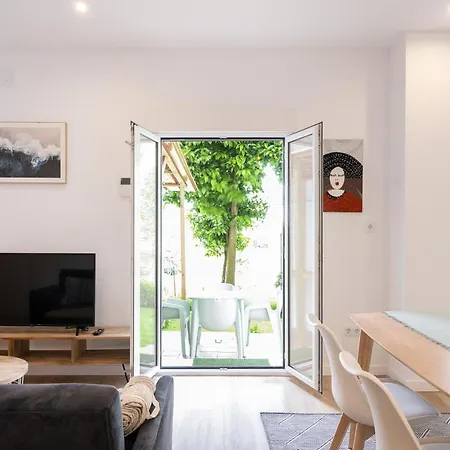 Апартаменты Con Jardin En El Antiguo Овьедо