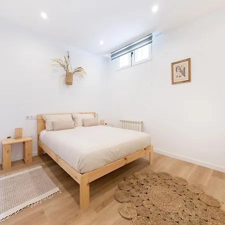 Con Jardin En El Antiguo アパート *