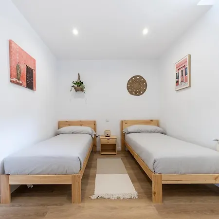 アパート Con Jardin En El Antiguo