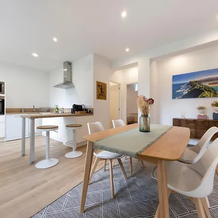 Con Jardín En El Antiguo * Oviedo